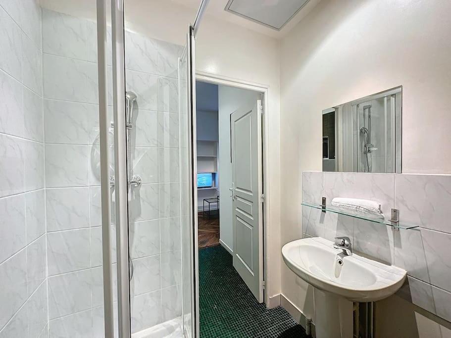 Cosy Appart, Rue St Cyr ليون المظهر الخارجي الصورة